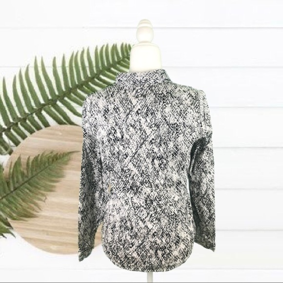 New York and Company Women’s Black and White Snake Print Button Down - Picture 4 of 8